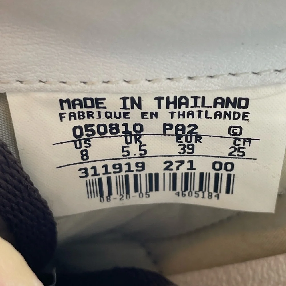 Nike Leather Sneakers Women’s Sz 8 - Picture 10 of 10